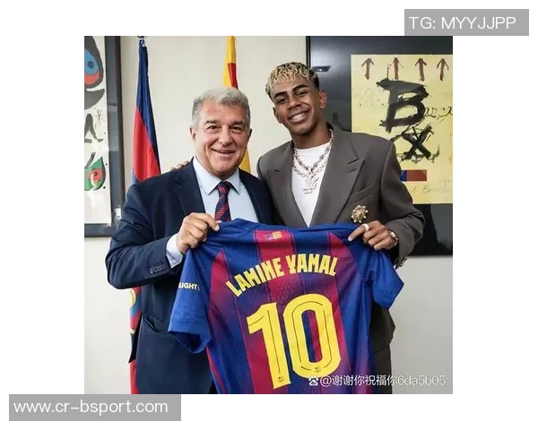 FC26年度蓝球员候选名单公布亚马尔拉菲中场入选梅西C罗再度争夺荣誉