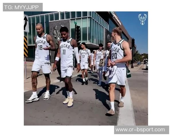 字母哥连续三年首轮出局心忧新阵容能否再争冠